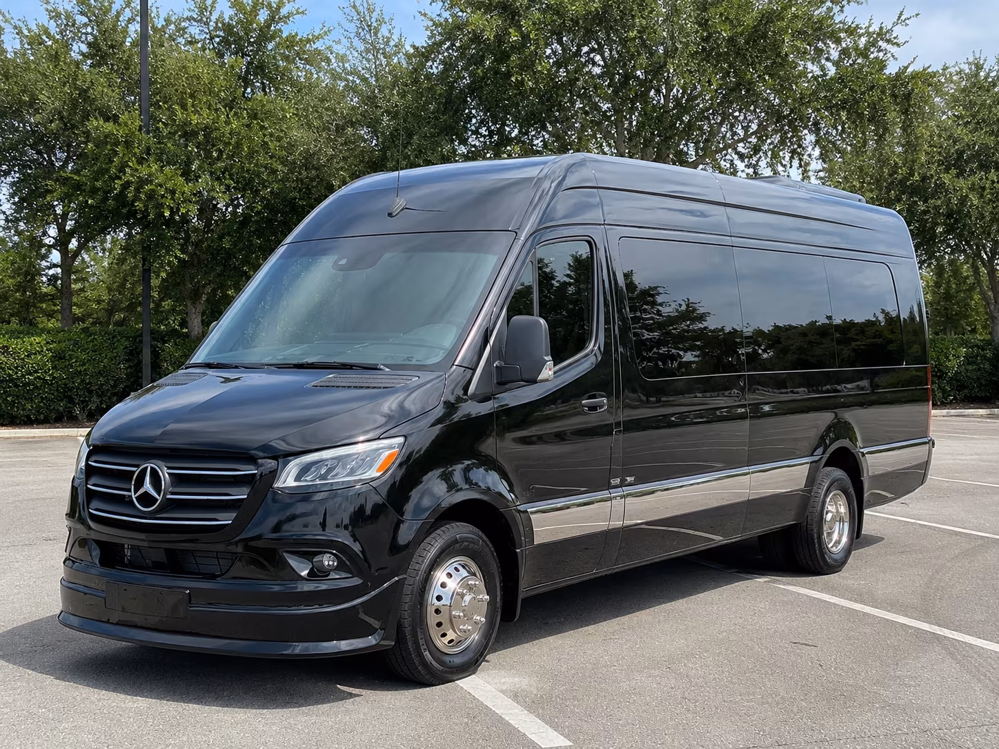 find the perfect transportation for your next private event 3